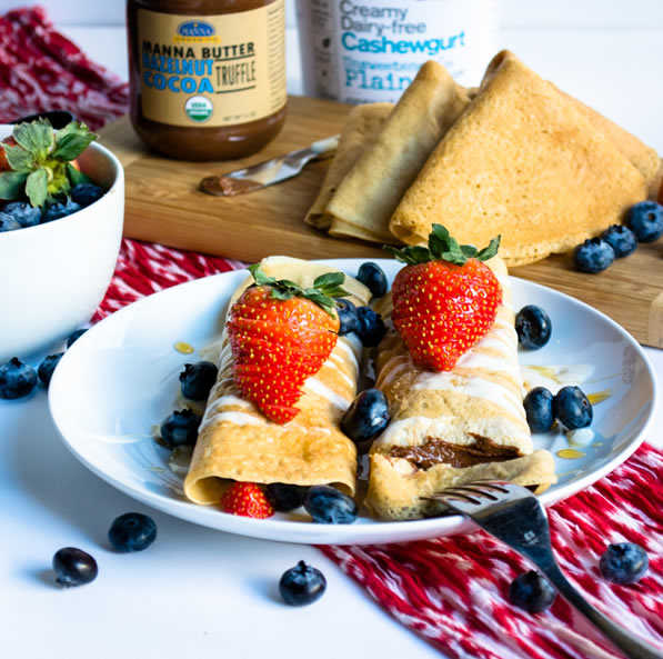 Crepes with Nocciola, Yogurt and Berries